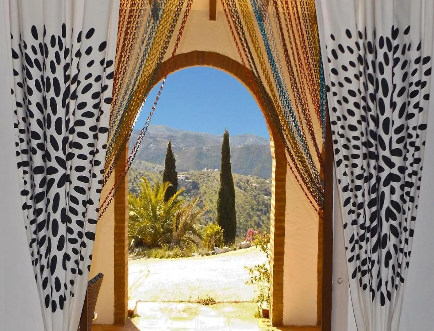 Casa de Férias Casa Siete Arcos Villa Mit Ueberdachter Terrasse Sedella